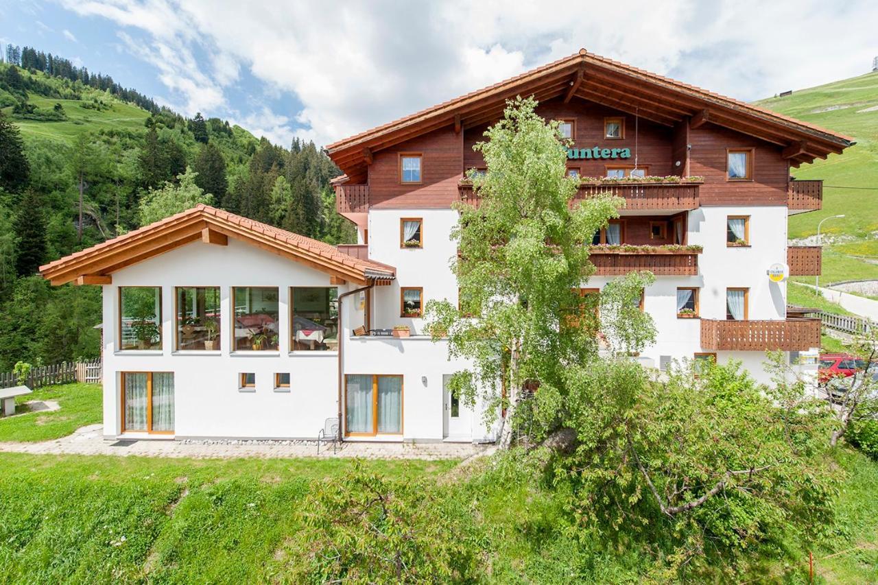 Hotel Cuntera Curaglia Extérieur photo